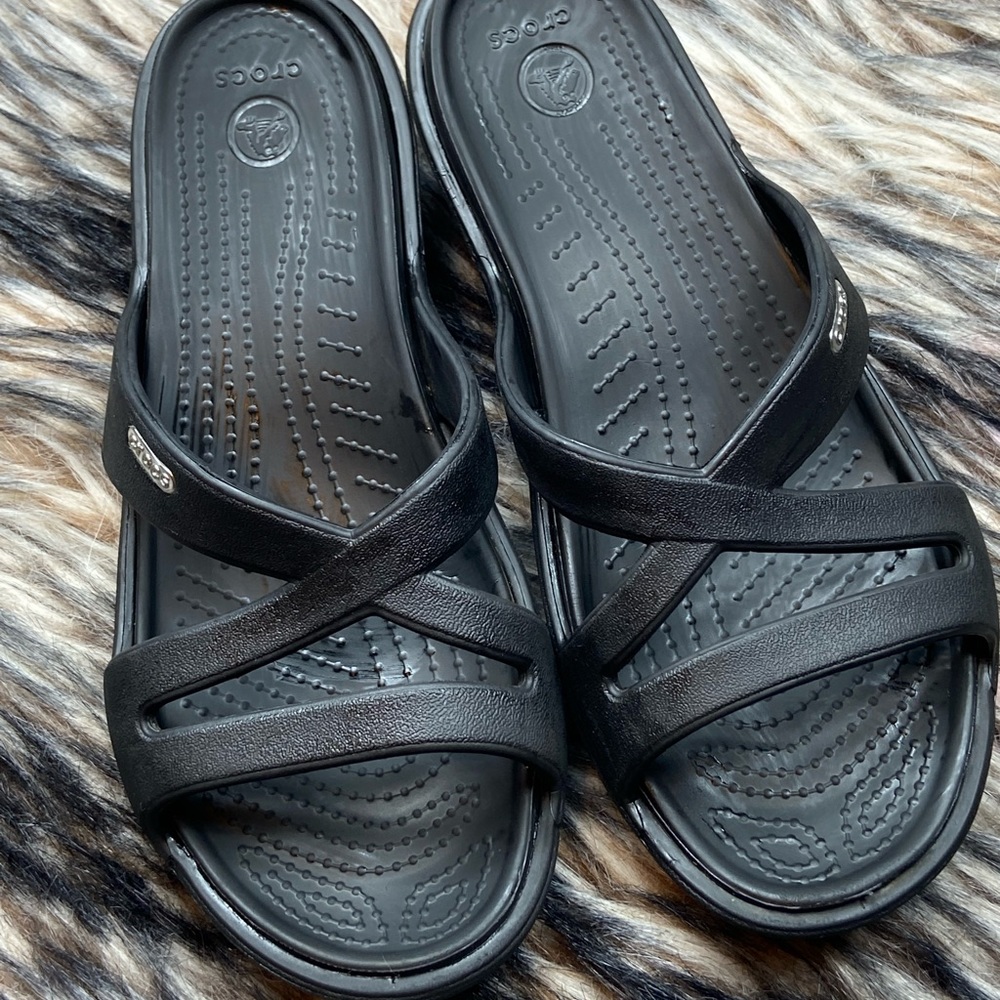 Crocs slippers woman’s size 8